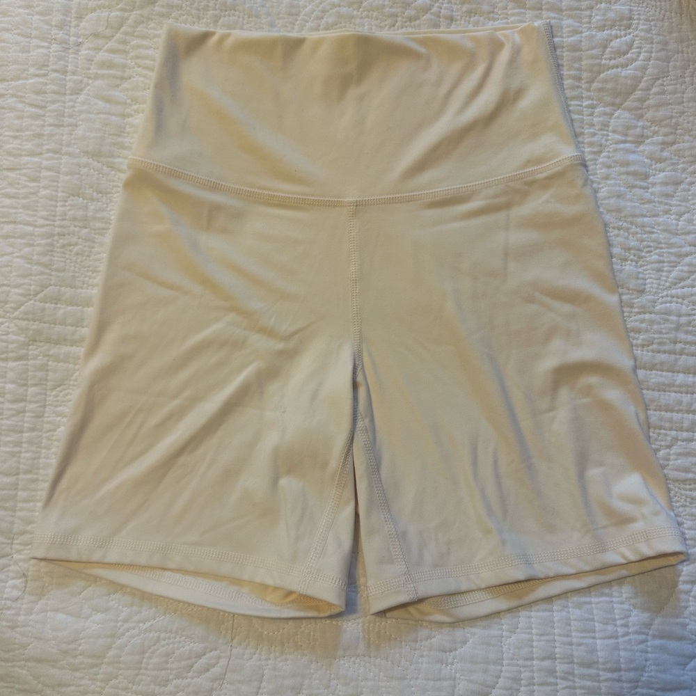 Nuuds Biker Shorts Bone S